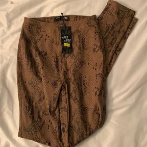 Brown snake print jeggings